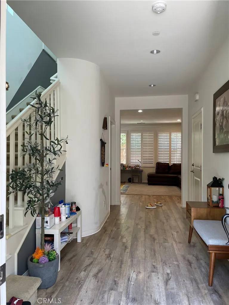 Irvine, CA 92620,31 Larkfield