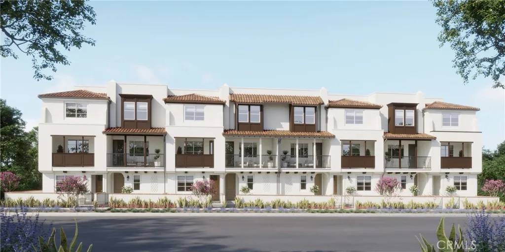 La Habra, CA 90631,334 E William Way