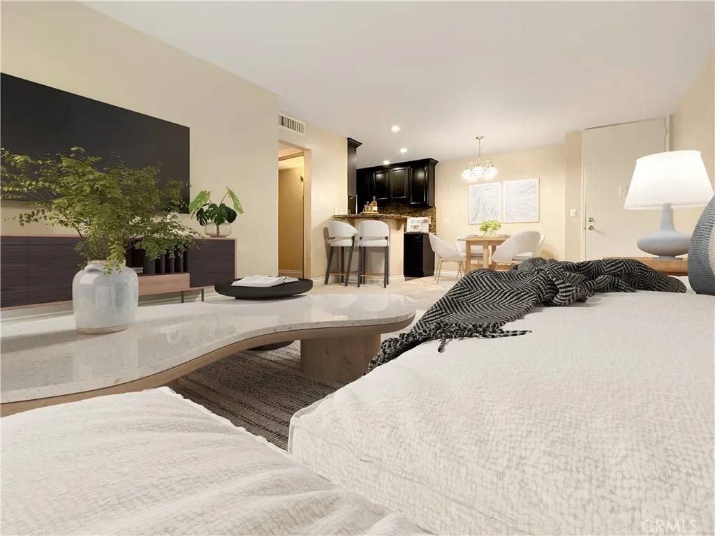 Long Beach, CA 90814,436 N Bellflower #206