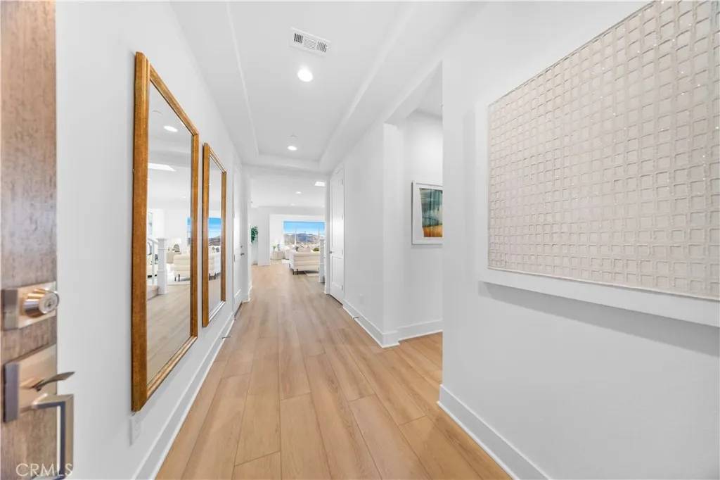 Irvine, CA 92602,230 collino