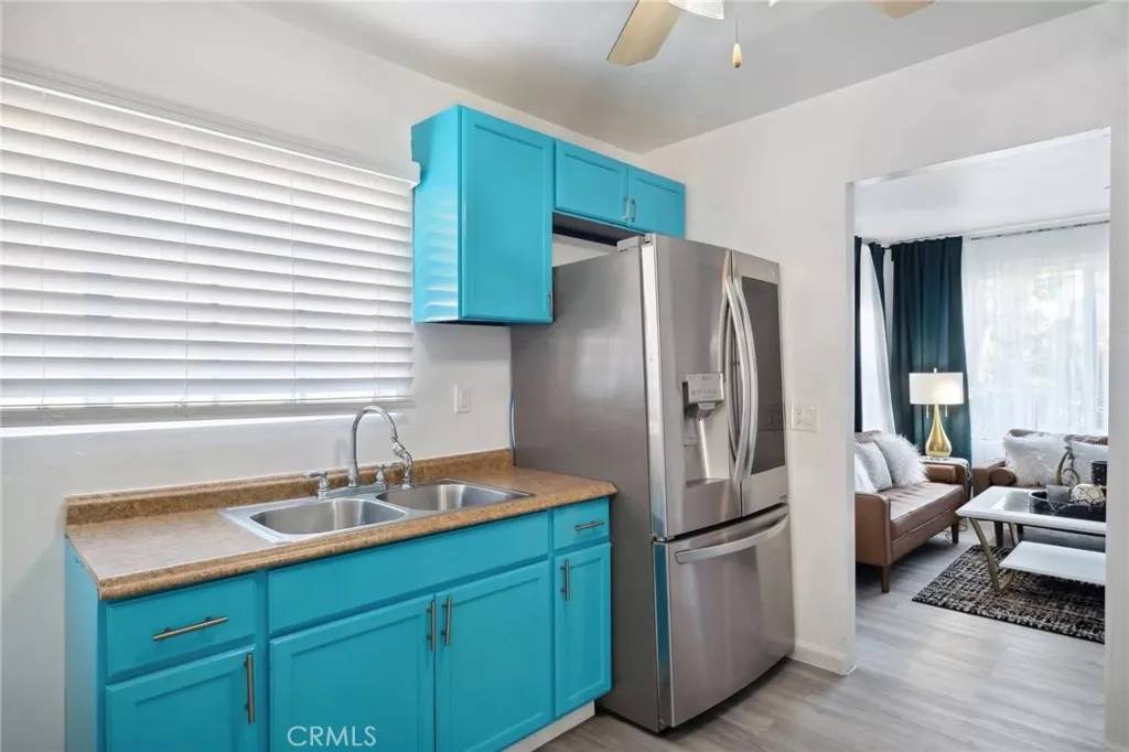 Santa Ana, CA 92703,1077 W 3rd