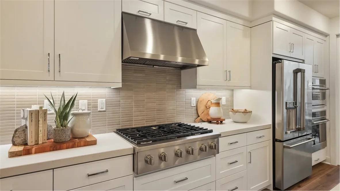 Fullerton, CA 92833,1771 Lychee Street