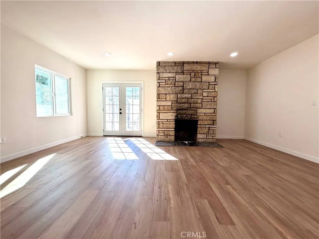 Reseda, CA 91335,18754 Cohasset