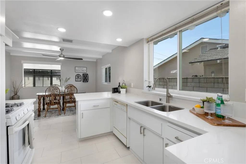 La Mirada, CA 90638,15230 Weeks Drive