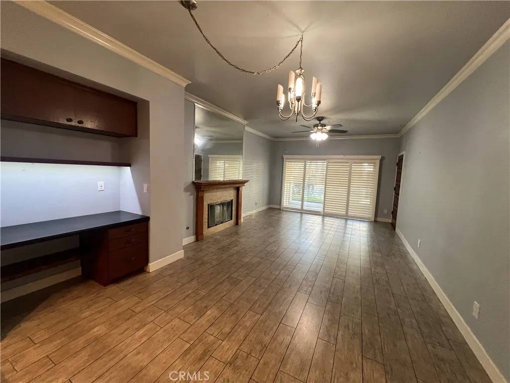 Fountain Valley, CA 92708,11630 Warner #414