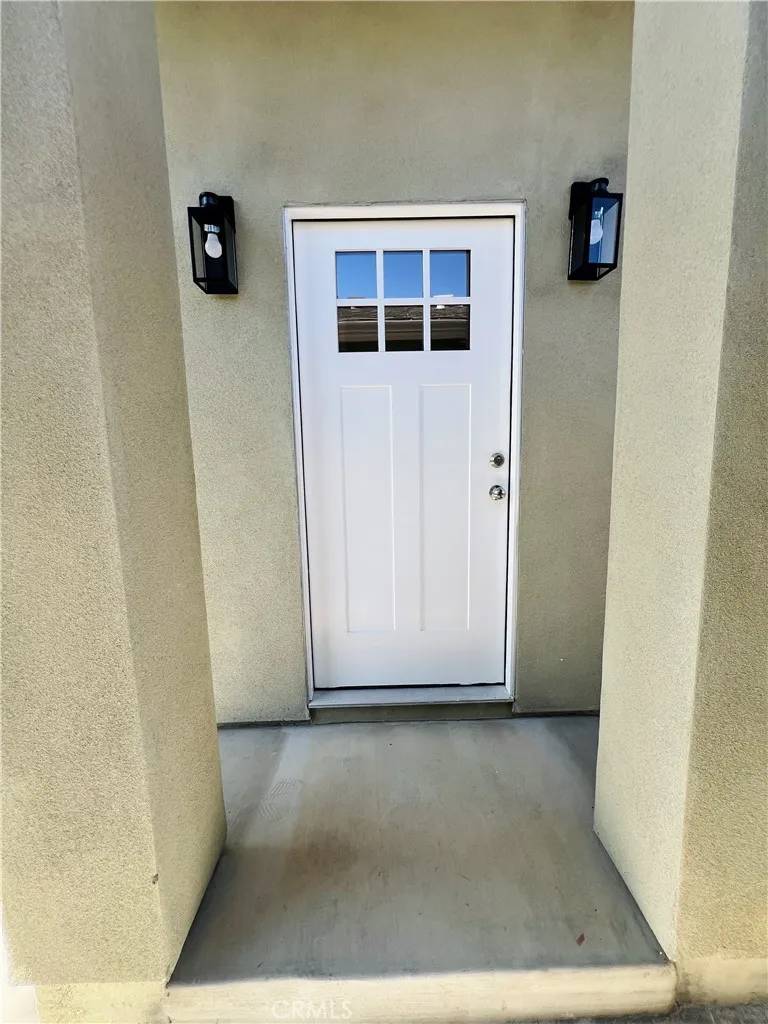 Westminster, CA 92683,15741 Canna