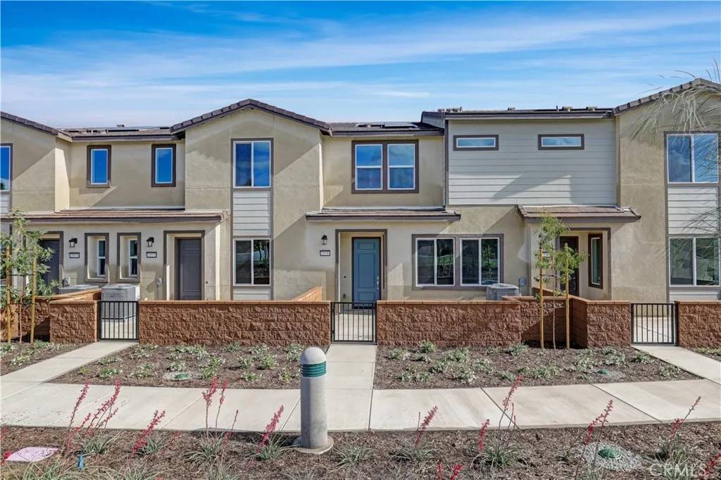 Ontario, CA 91761,2571 Cloudview Privado