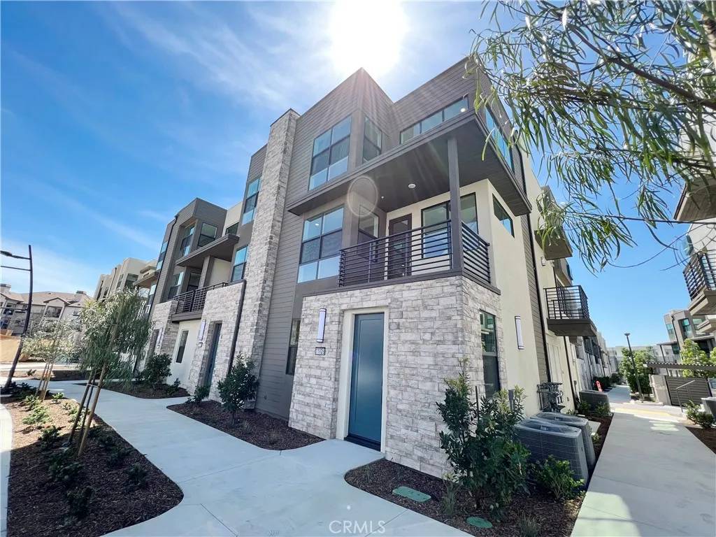 Rancho Cucamonga, CA 91730,11028 Momentum Drive