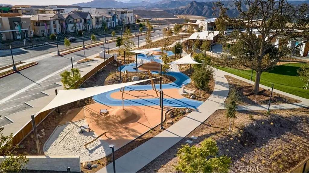 Valencia, CA 91381,27573 Millstone Place