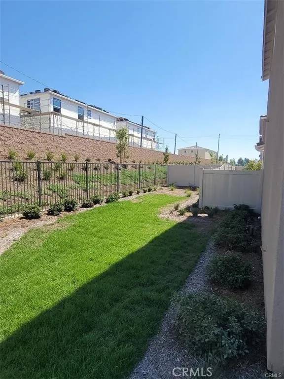 Redlands, CA 92374,2058 Bergamot