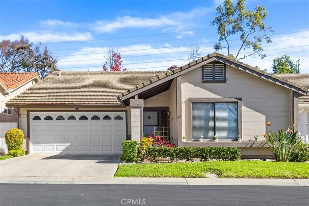 Mission Viejo, CA 92692,23574 Villena