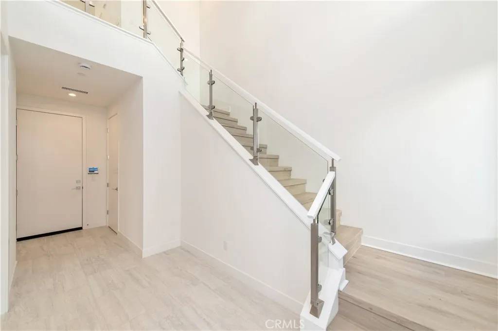 San Diego, CA 92108,2604 Everly Dr