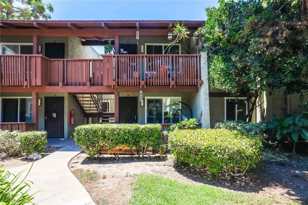 Santa Ana, CA 92707,1030 W Macarthur Boulevard #95