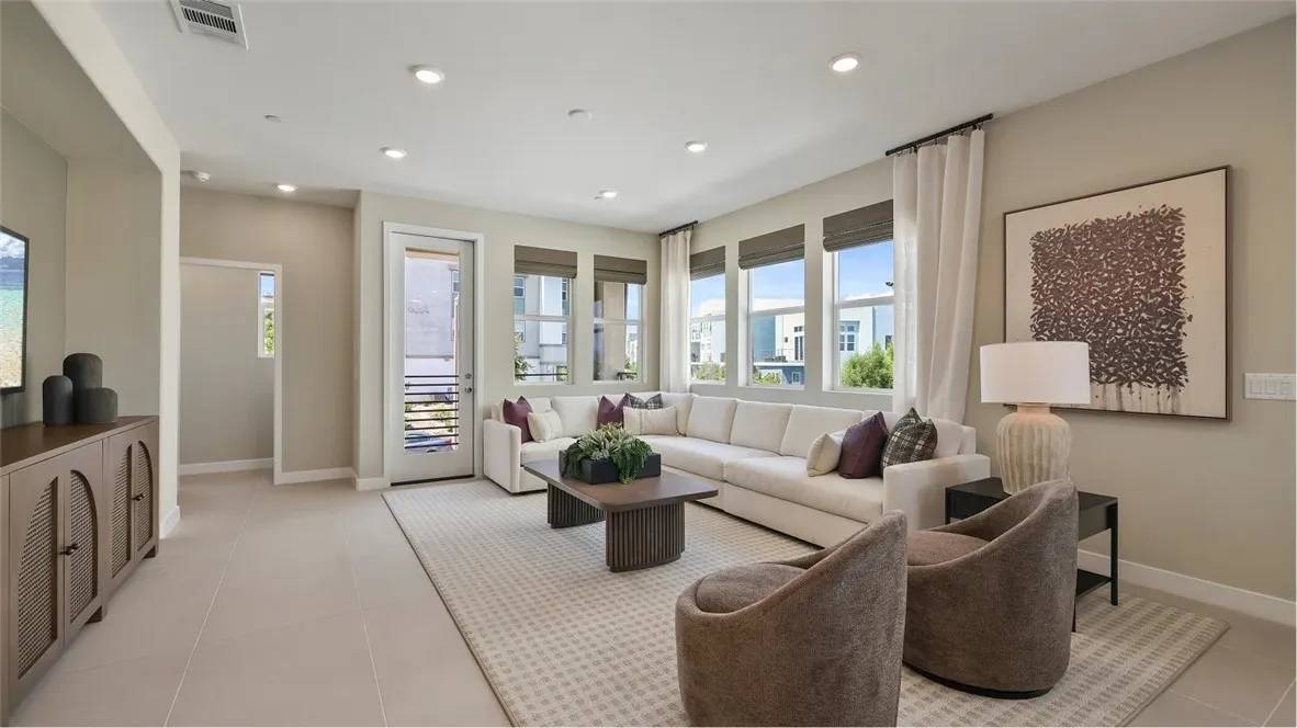 Valencia, CA 91381,26824 Sonnet Place