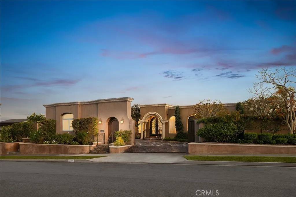 Newport Beach, CA 92660,1038 Santiago Drive