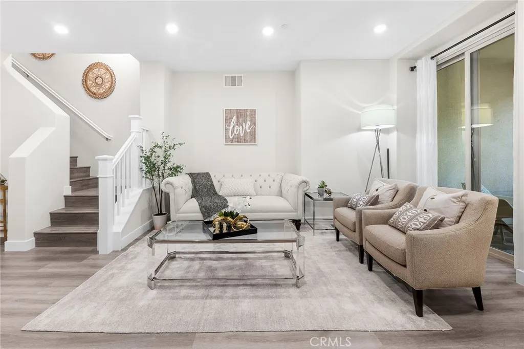 Irvine, CA 92618,67 Plateau