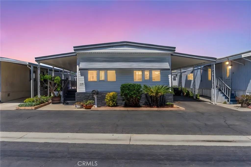 Westminster, CA 92683,15621 Beach #115