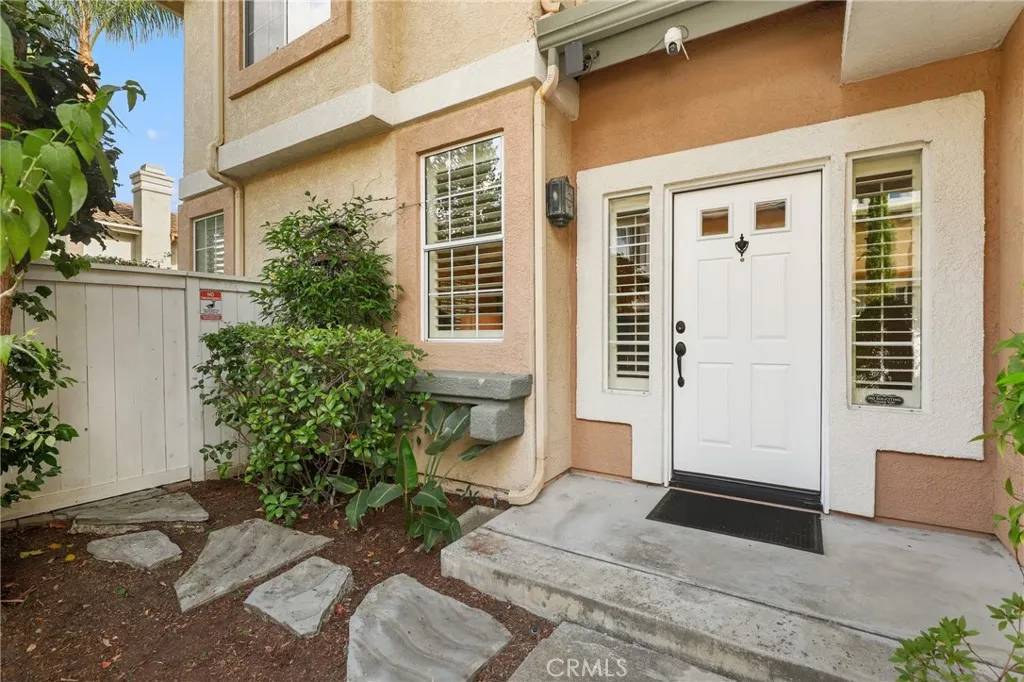 Mission Viejo, CA 92692,16 Cambria