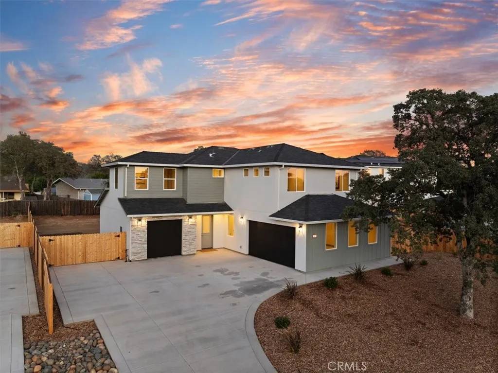 Oroville, CA 95966,2 Lariat Loop