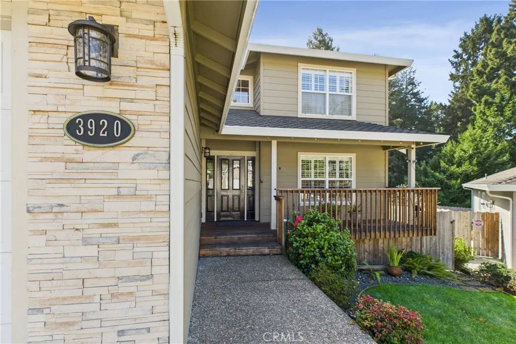Eureka, CA 95503,3920 Davis Court