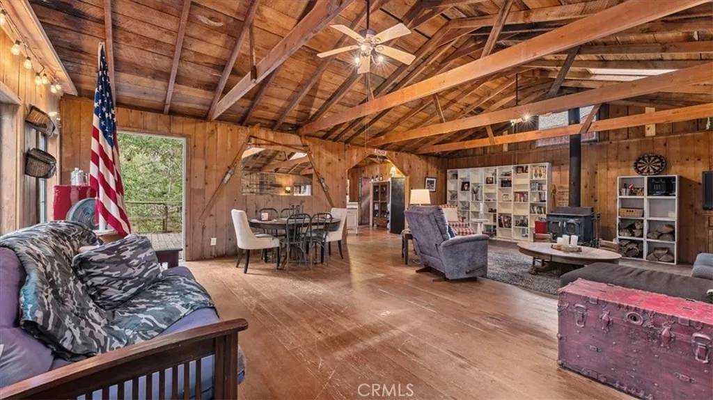 Berry Creek, CA 95916,11 Toyon