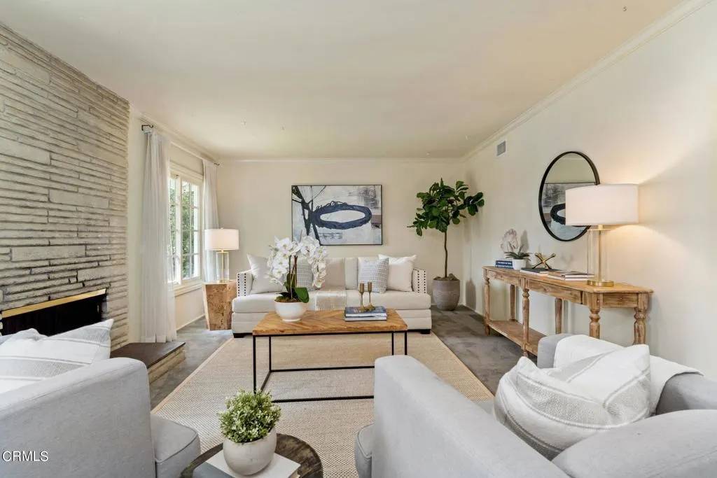 Altadena, CA 91001,1611 Woodglen Lane