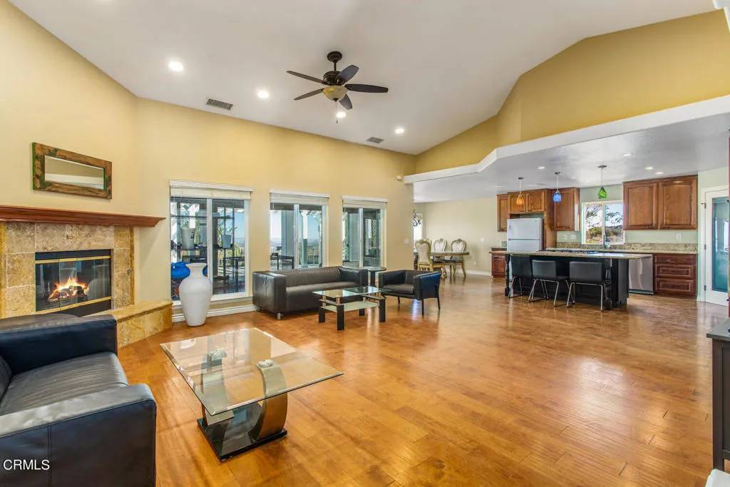 Llano, CA 93544,15826 E Avenue Y8