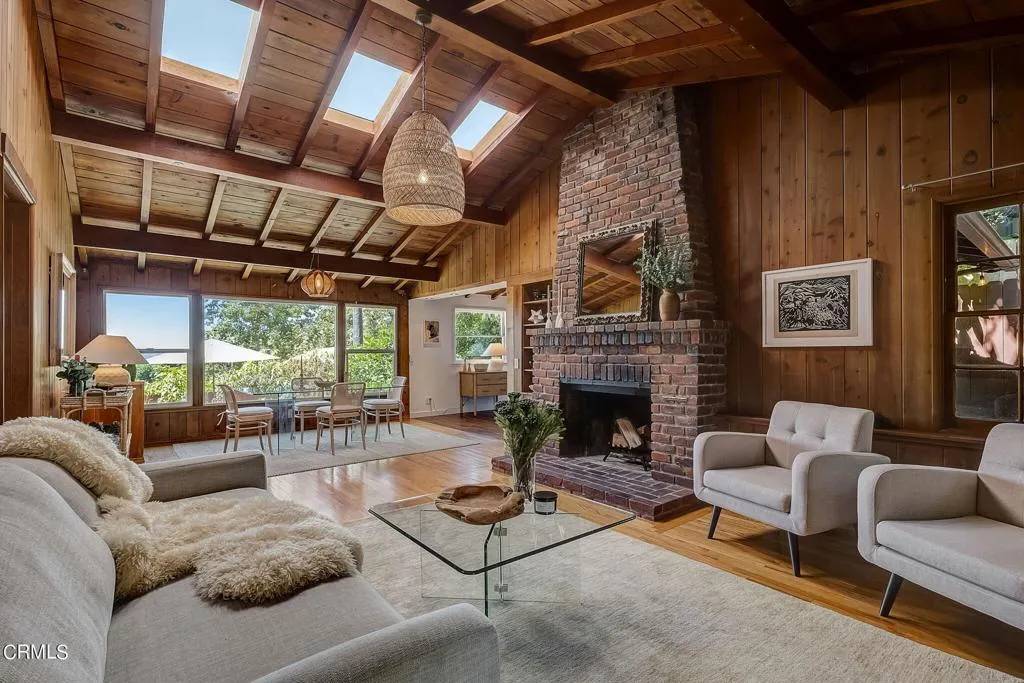 Altadena, CA 91001,1014 Sunmore Lane