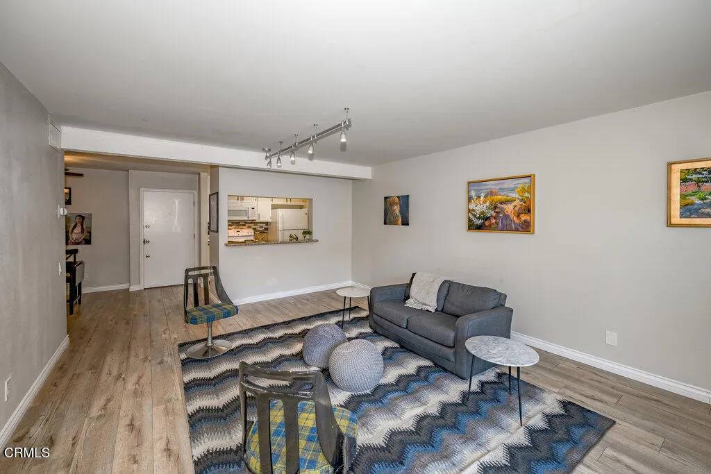 Encino, CA 91316,5460 White Oak Avenue #E125