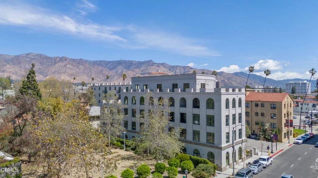 Pasadena, CA 91101,533 E Union Street #102