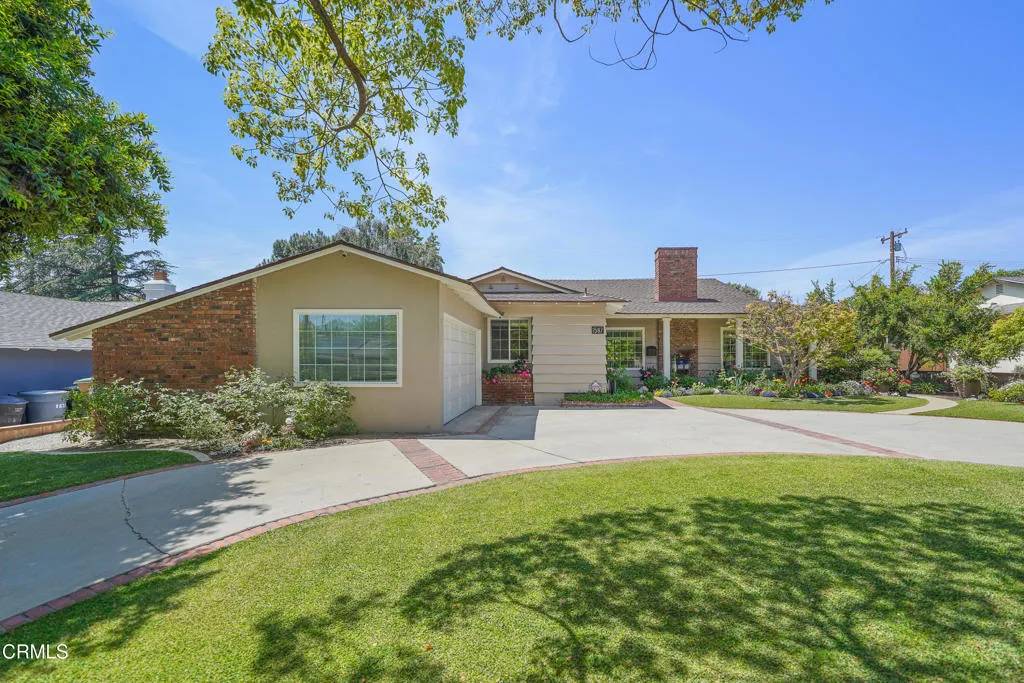 Claremont, CA 91711,1587 Lynoak Drive