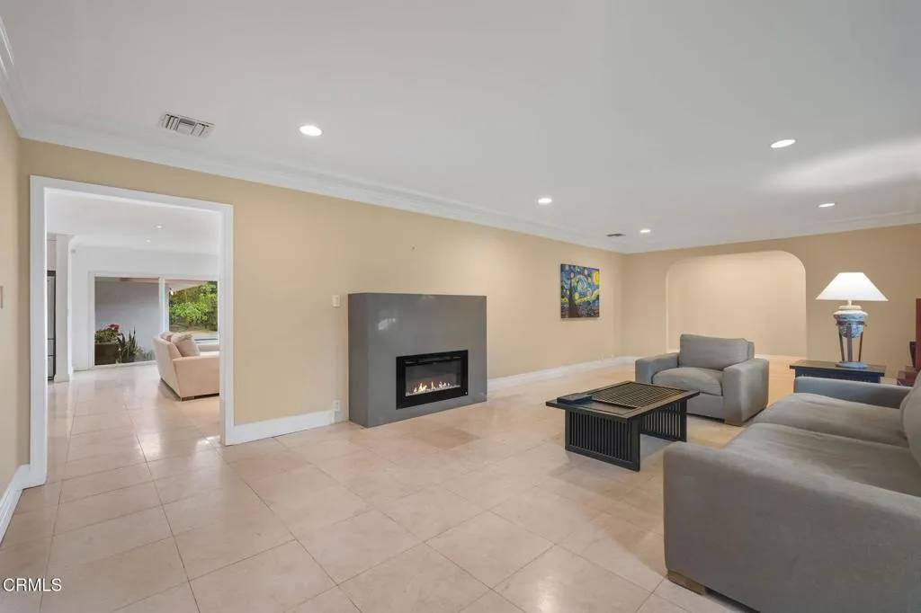 San Marino, CA 91108,1525 Waverly Road