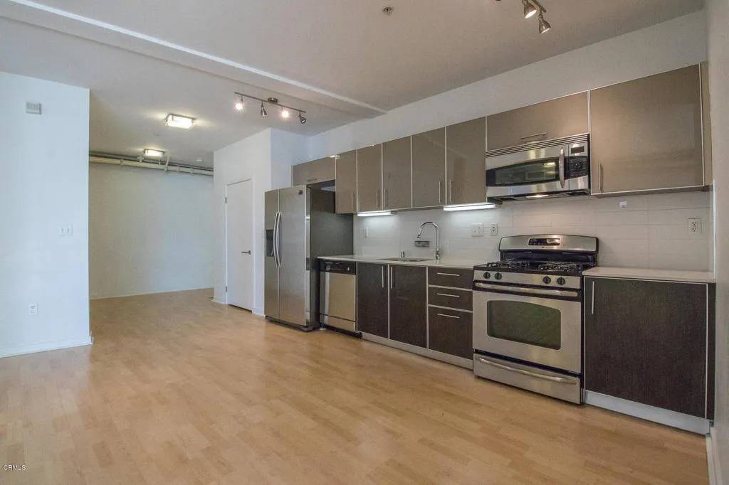 Marina Del Rey, CA 90292,4215 Glencoe Avenue #221