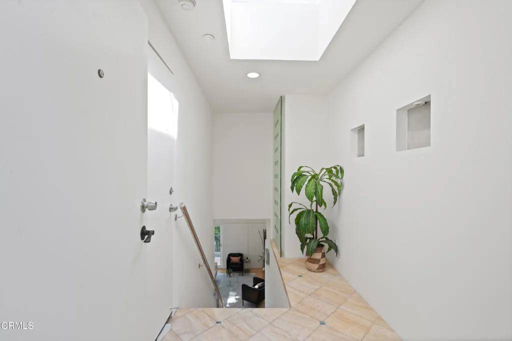 Los Angeles, CA 90031,1196 Montecito Drive