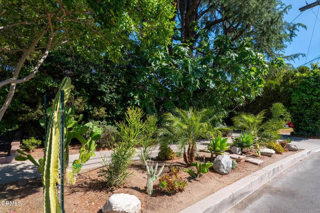 Sunland, CA 91040,10316 Newhome Avenue