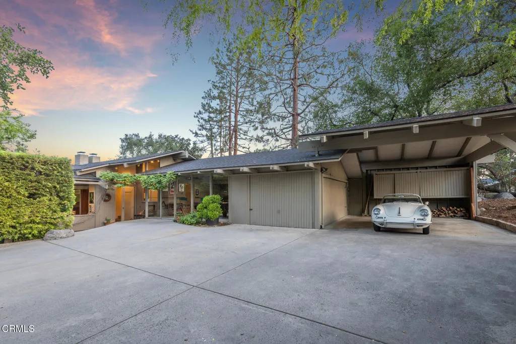 Altadena, CA 91001,2279 Midwick Drive