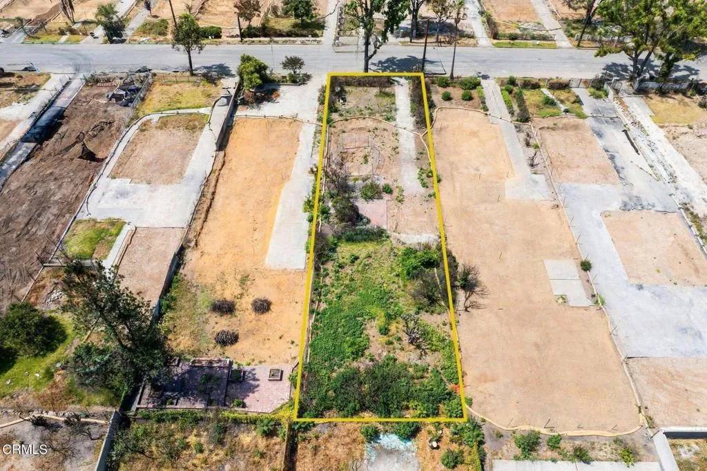 Altadena, CA 91001,389 W Mendocino Street