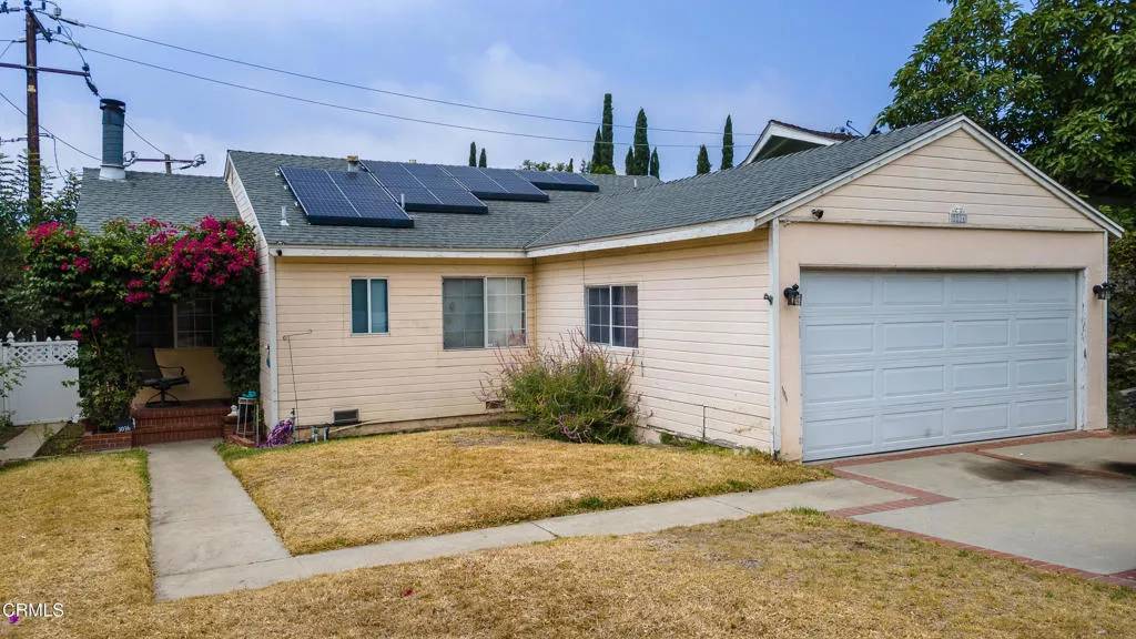 La Crescenta, CA 91214,3036 Fairesta Street