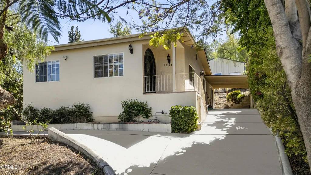 Woodland Hills, CA 91364,22364 Cass Avenue