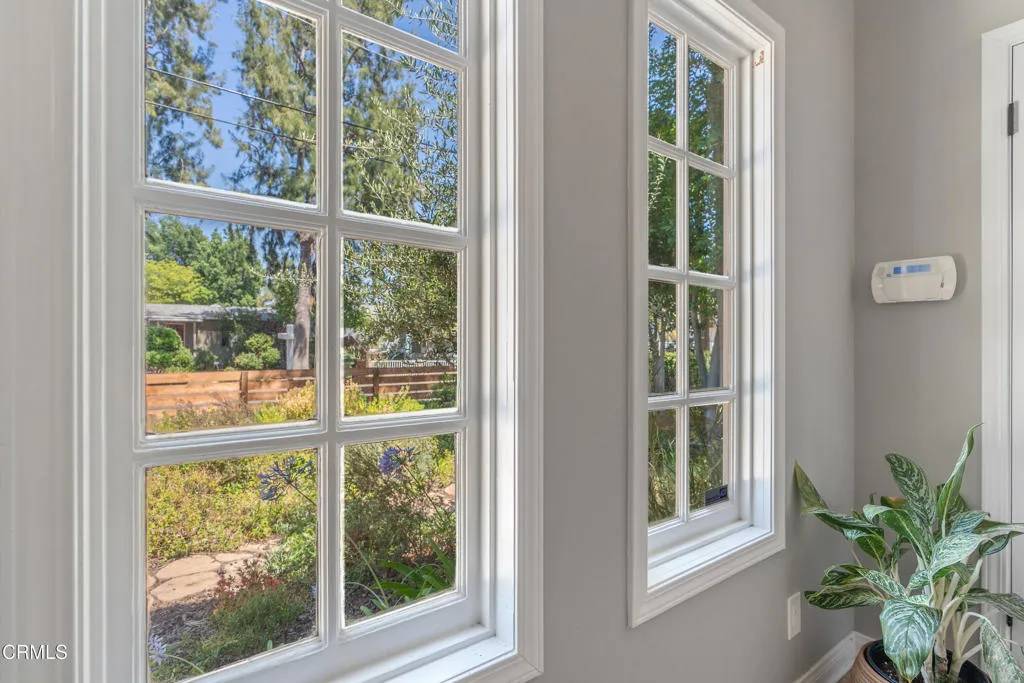 Valley Glen, CA 91401,5907 Cantaloupe Avenue