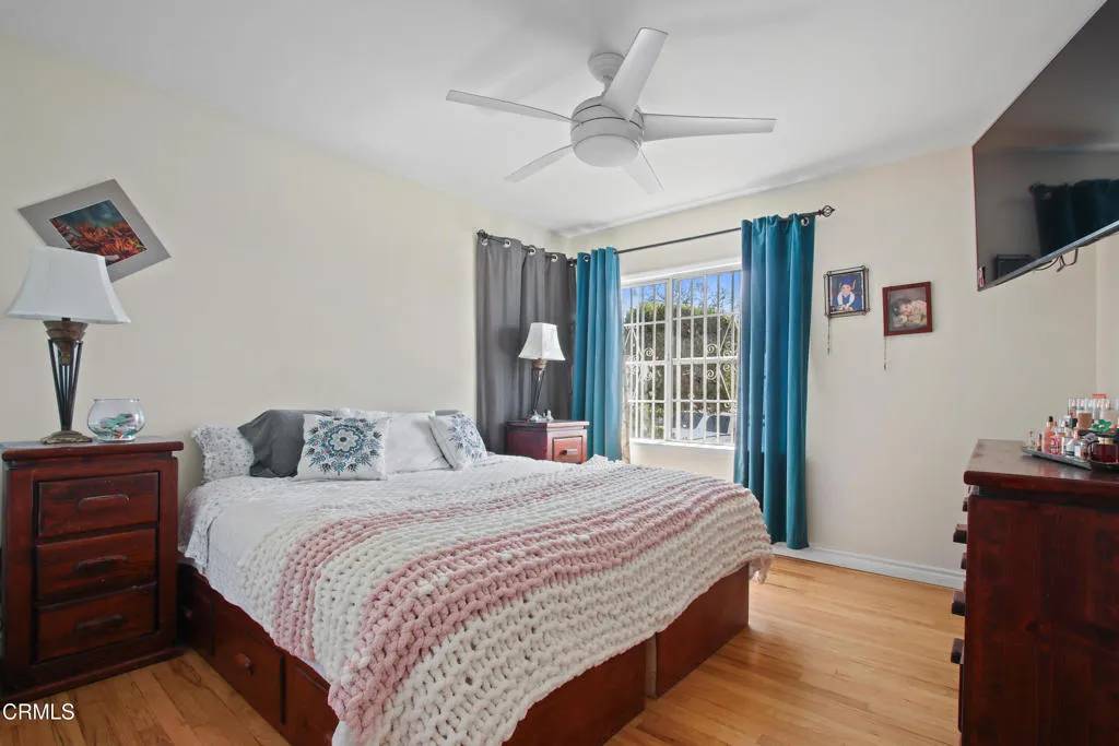 Hawthorne, CA 90250,2165 W 115th Street