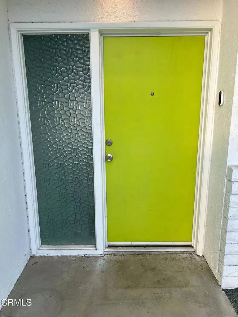 Palm Springs, CA 92262,422 N Farrell Drive