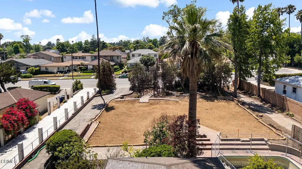 Pasadena, CA 91107,1536 N Altadena Dr