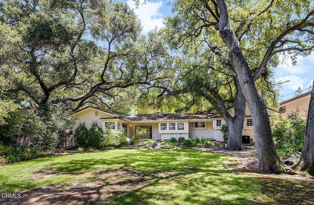 La Canada Flintridge, CA 91011,2058 Lyans Drive