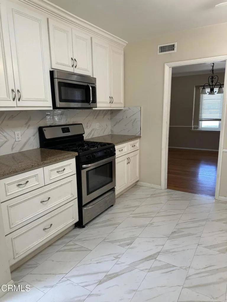 San Marino, CA 91108,1320 Blackstone Road