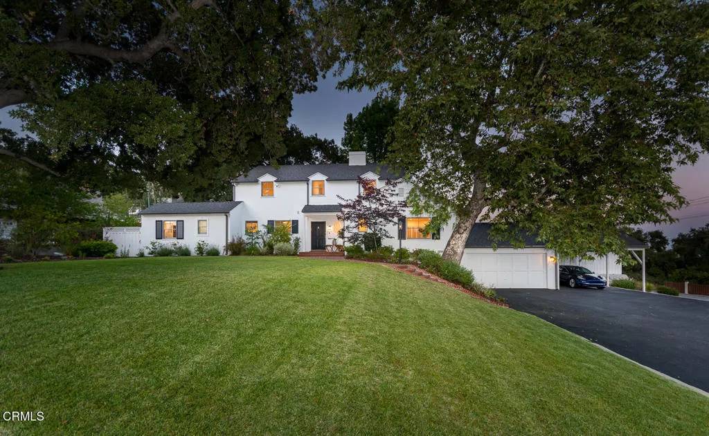 La Canada Flintridge, CA 91011,5210 La Canada Boulevard