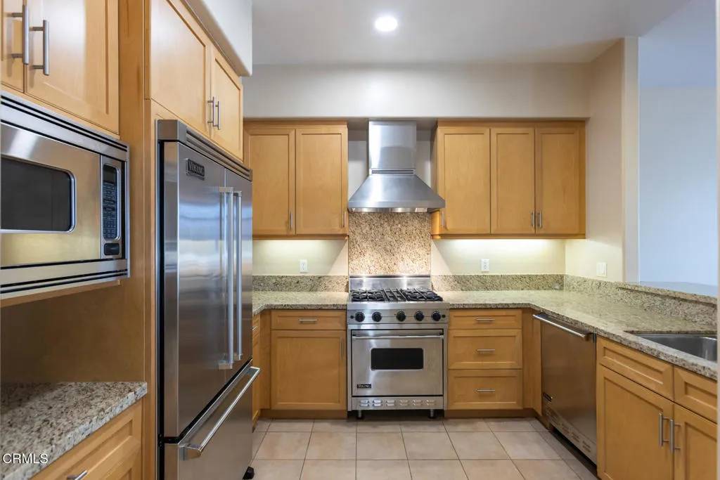 Marina Del Rey, CA 90292,4050 Glencoe Ave #412