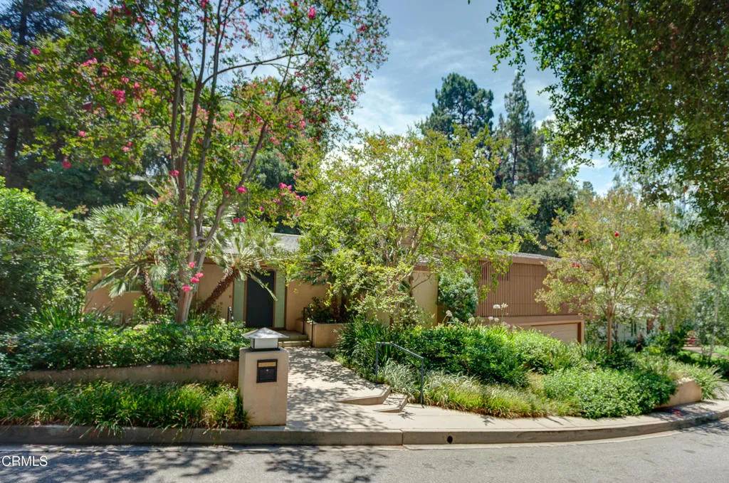 Pasadena, CA 91105,1040 Stoneridge Drive