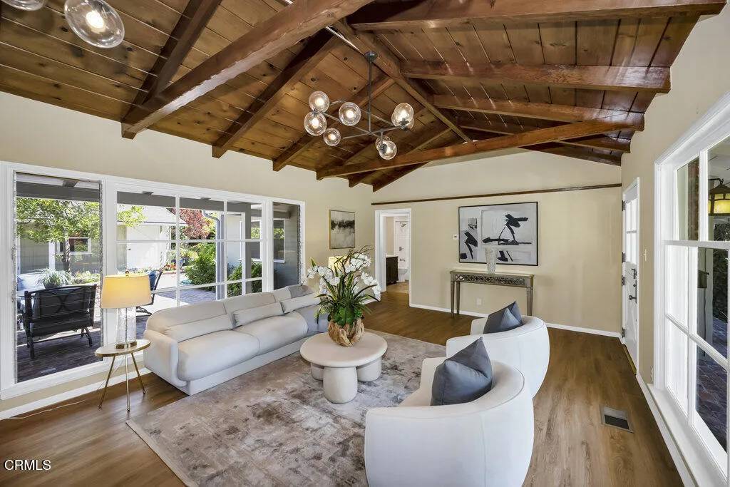 Sierra Madre, CA 91024,41 E Bonita Avenue