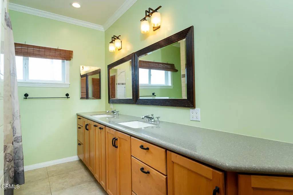 Tujunga, CA 91042,6830 Day Street